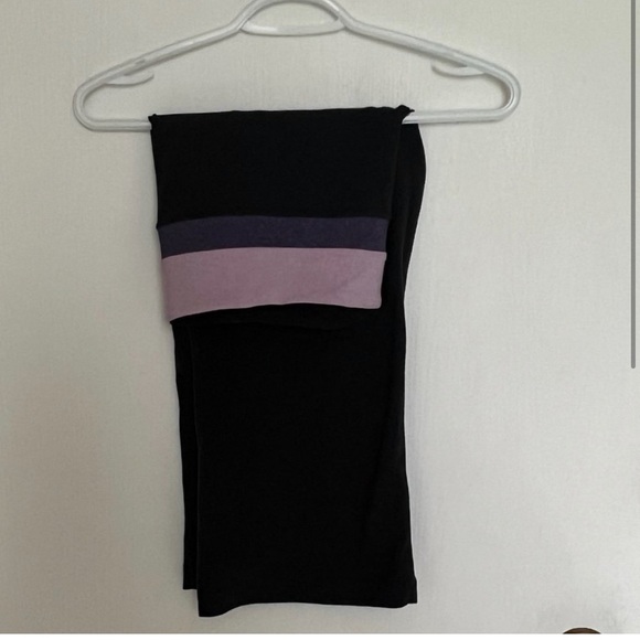 Lululemon pant/capri and Sweater combo - Picture 2 of 3